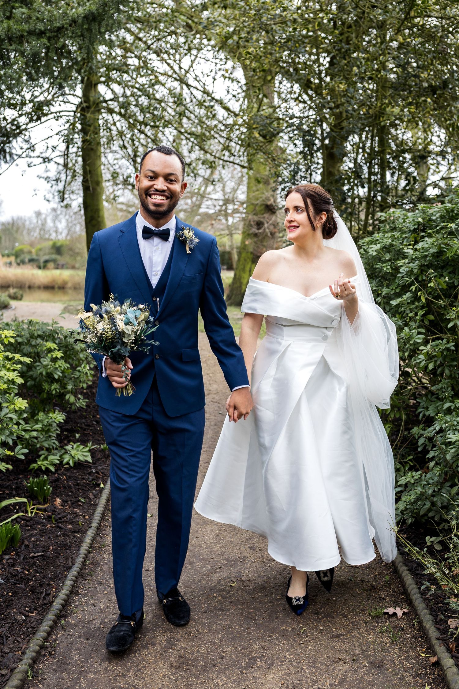 relaxed wedding photography langtons house