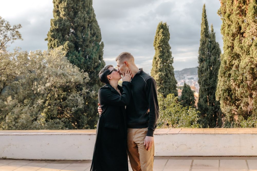 Excited laughter after surprise engagement Laribal Surprise proposal Barcelona BarcelonaLoversPH