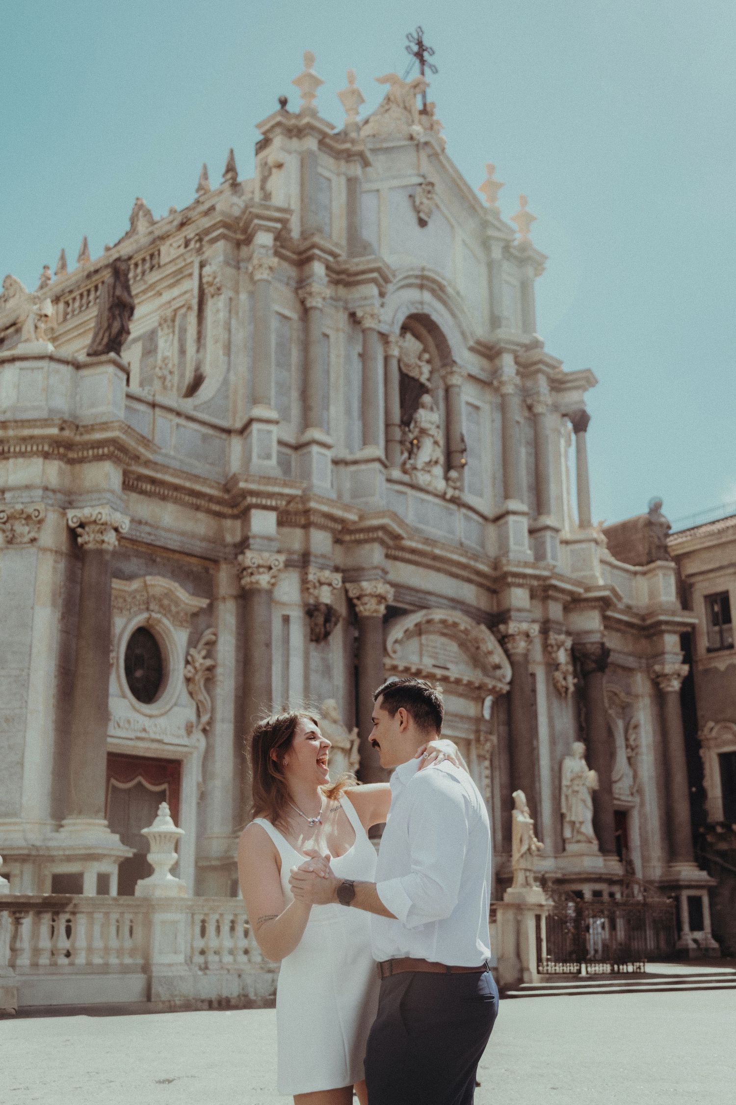 Couple photo, Taormina. Sea and passion in Sicily. Unforgettable shots
Taormina couple vacation, beach photos. Love moments in Sicily