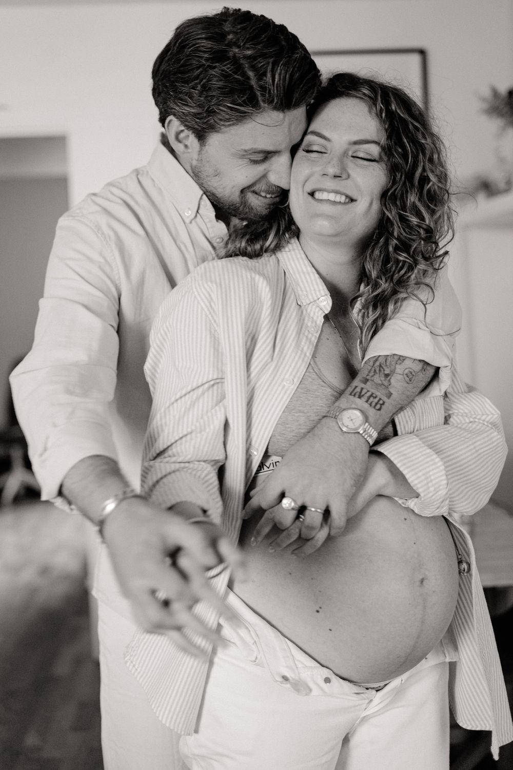 Photographe de grossesse maternité à poissy photographe grossesse yvelines photographe naissance paris
