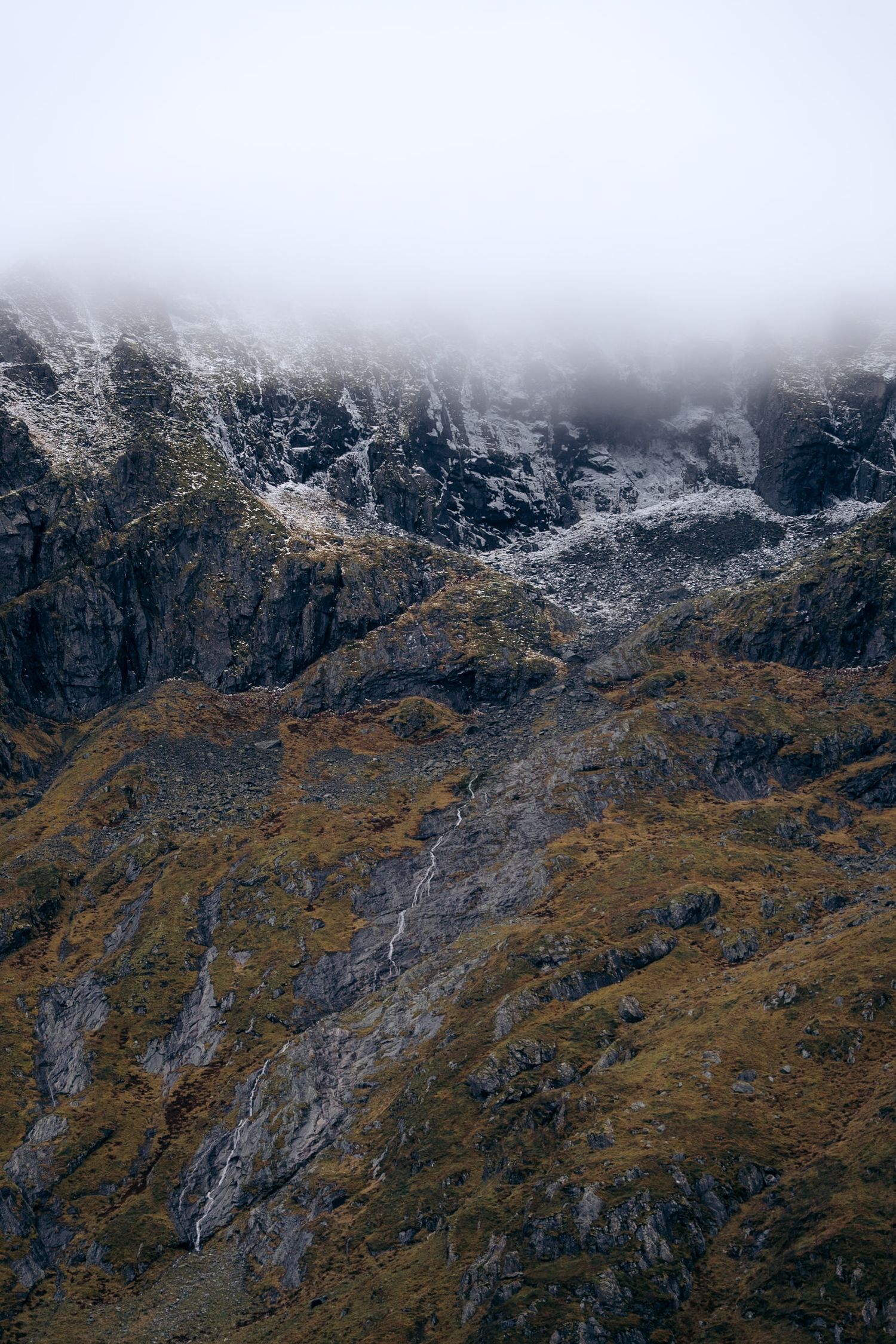 cascade eggum lofoten
