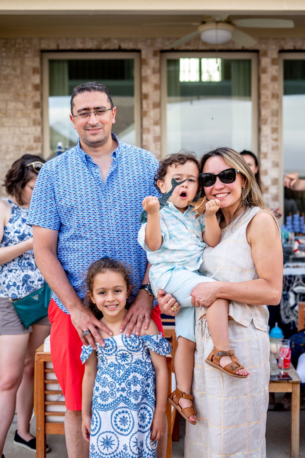 Family photo by Brian Balloon Photography