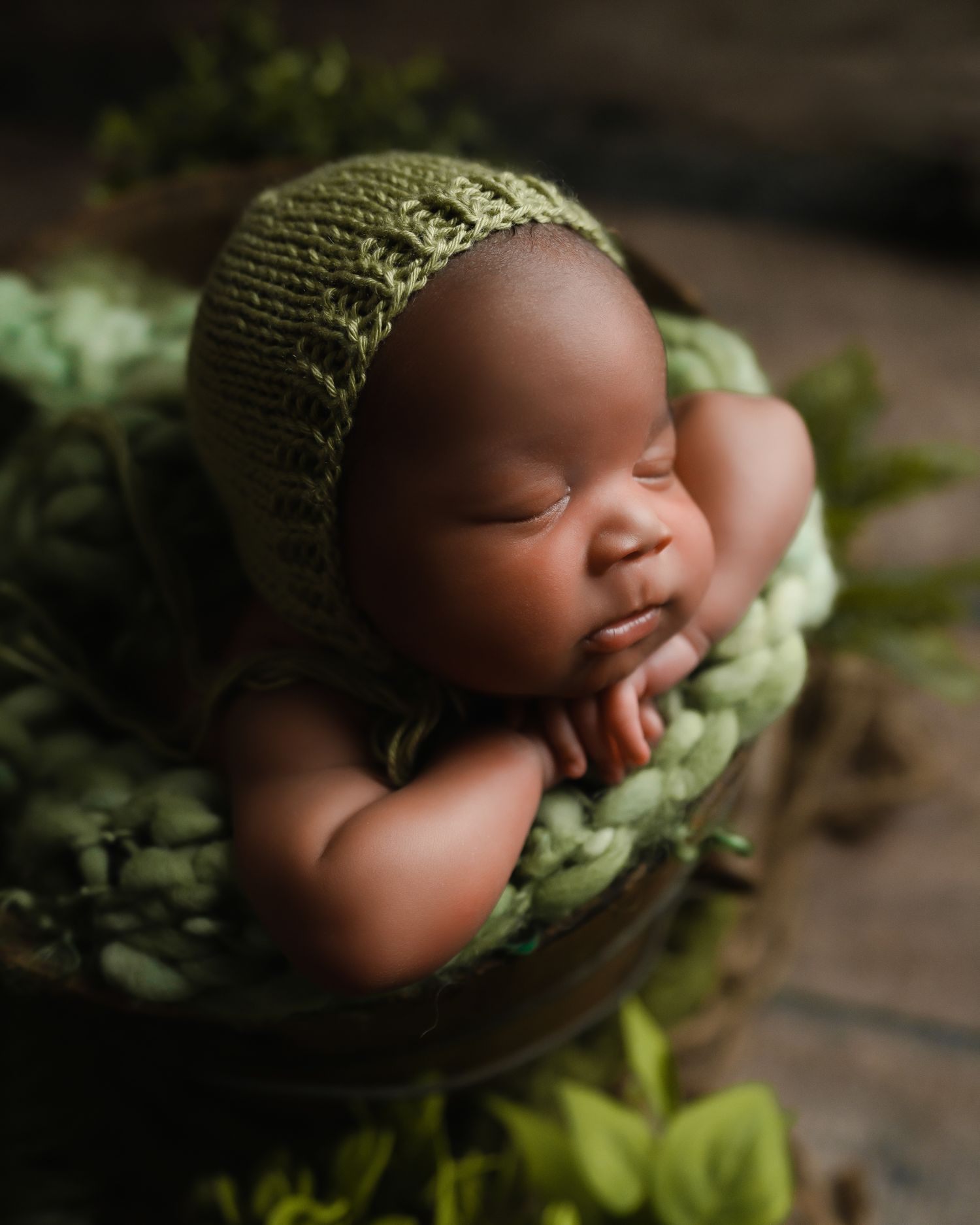 Newborn photography studio located in between Atlanta, Georgia and Birmingham, Alabama with full service photo studio.