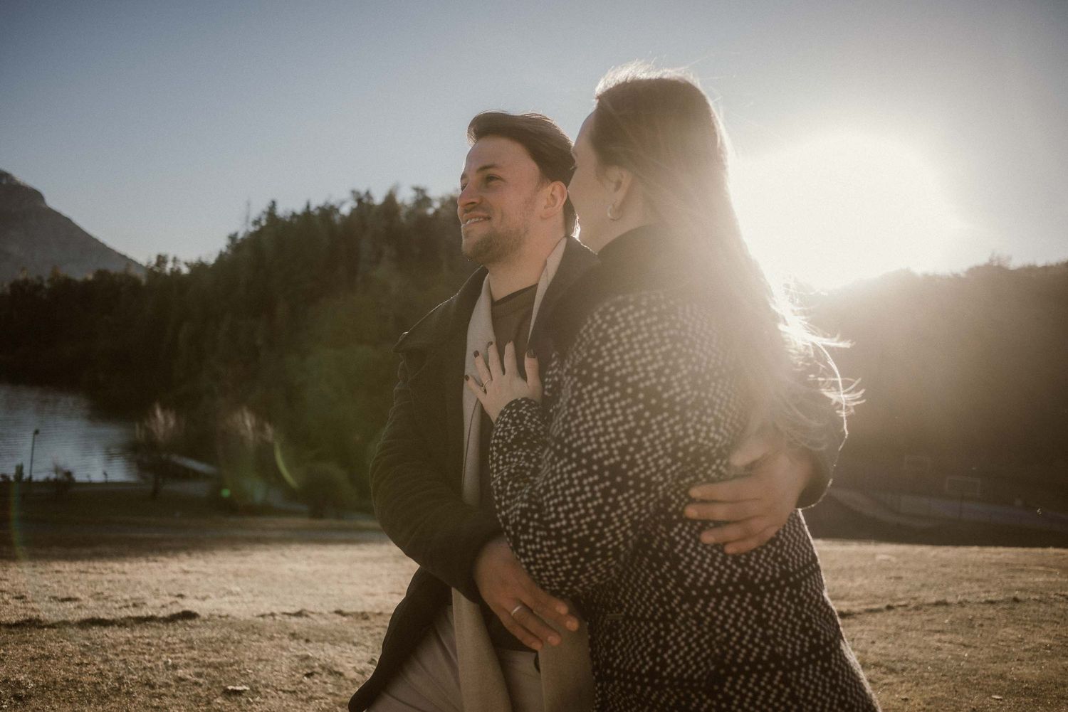 Fotógrafo de propuestas de matrimonio y elopements en Bariloche capturando un "sí, quiero" en el Hotel Llao Llao.