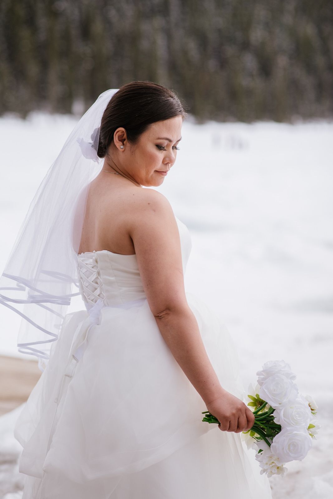 Lake Louise winter wedding
