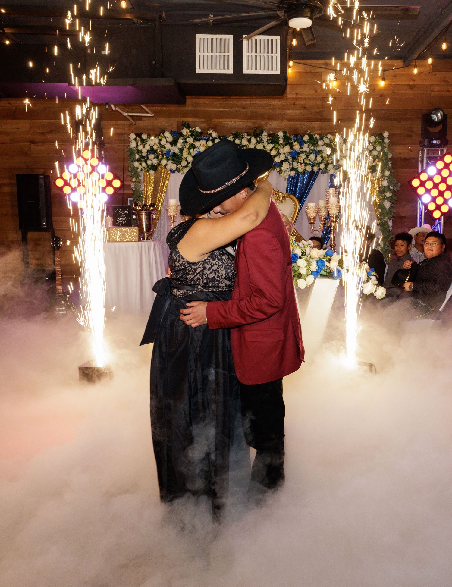 Dallas photography and video for Quinceañeros
 - R & R Marcelo DFW