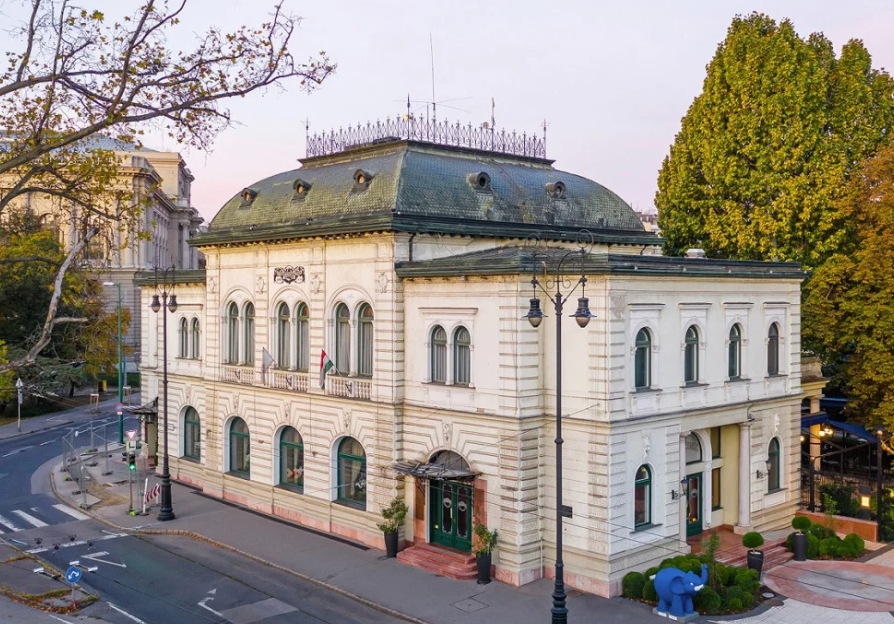 Wedding at Gundel Restaurant Budapest