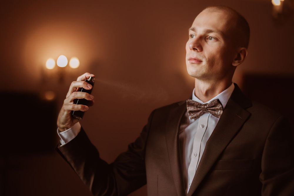Elegancki portret ślubny Pana Młodego, Zbożenna
