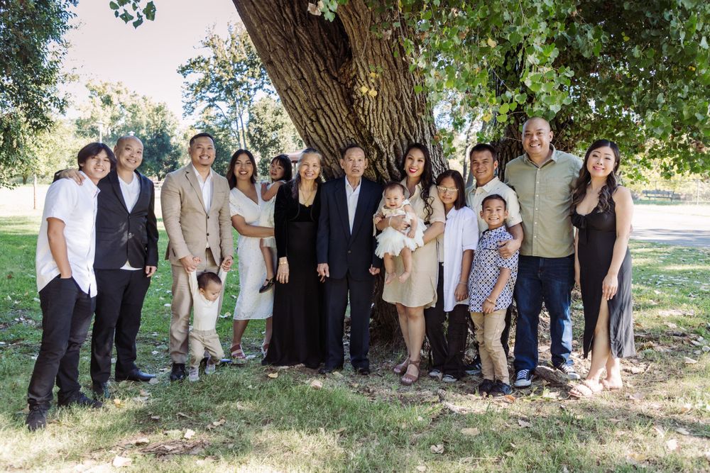 engagement, lodi, bay area, beach, wedding, couples, portraits, poc, groomsmen, bridesmaid, cake, bride, groom, san Francisco, davis, grad