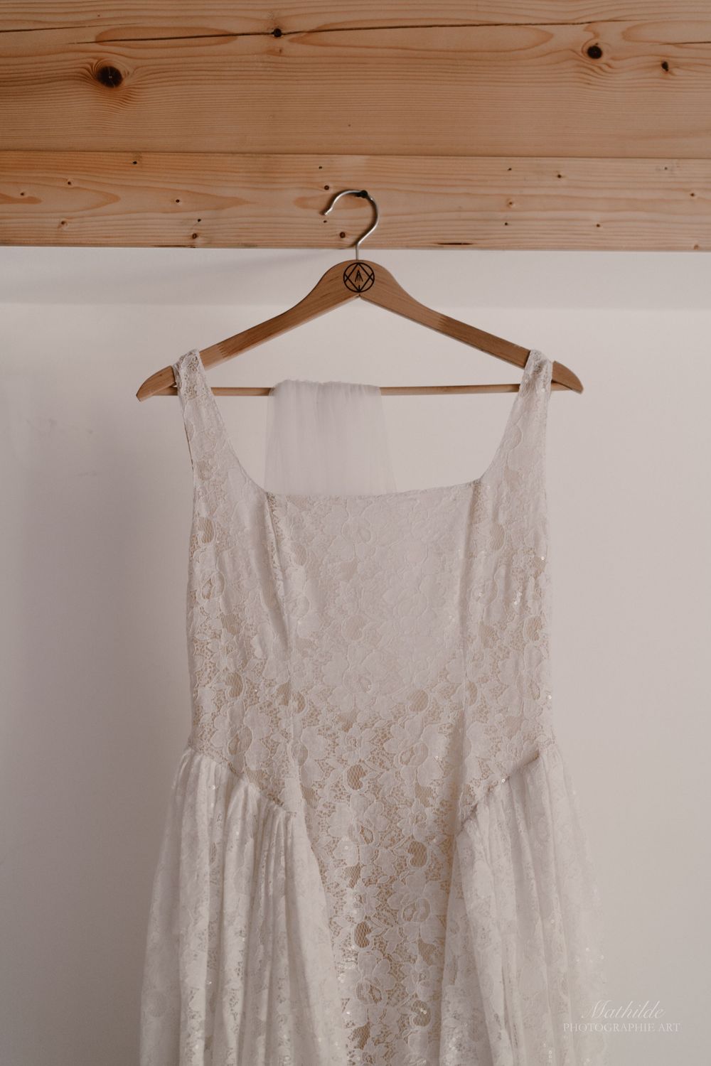photographe mariage Drôme Isère Valence
reportage mariage
photo de mariage naturelle
séance photo couple mariage
photographe mariage luxe bo
