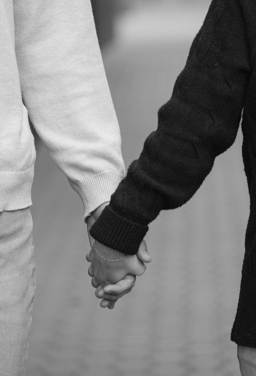 hands holding