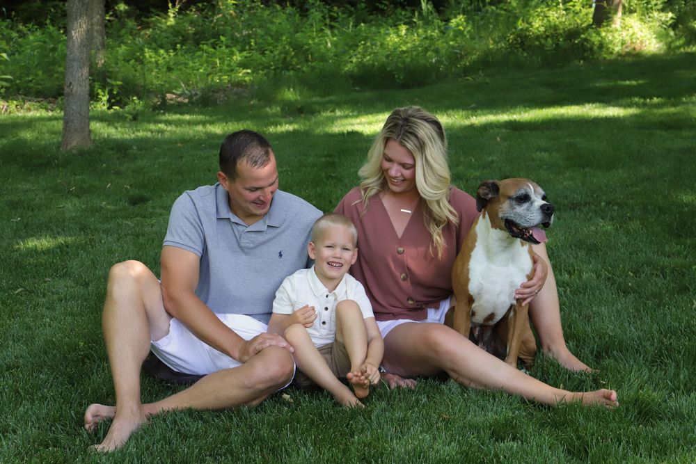 Family Photo with Boxer dog