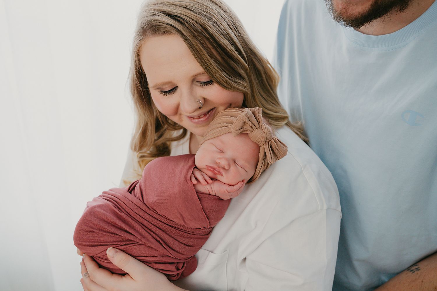 newborn, mom and dad, baby girl, lifestyle, West Michigan