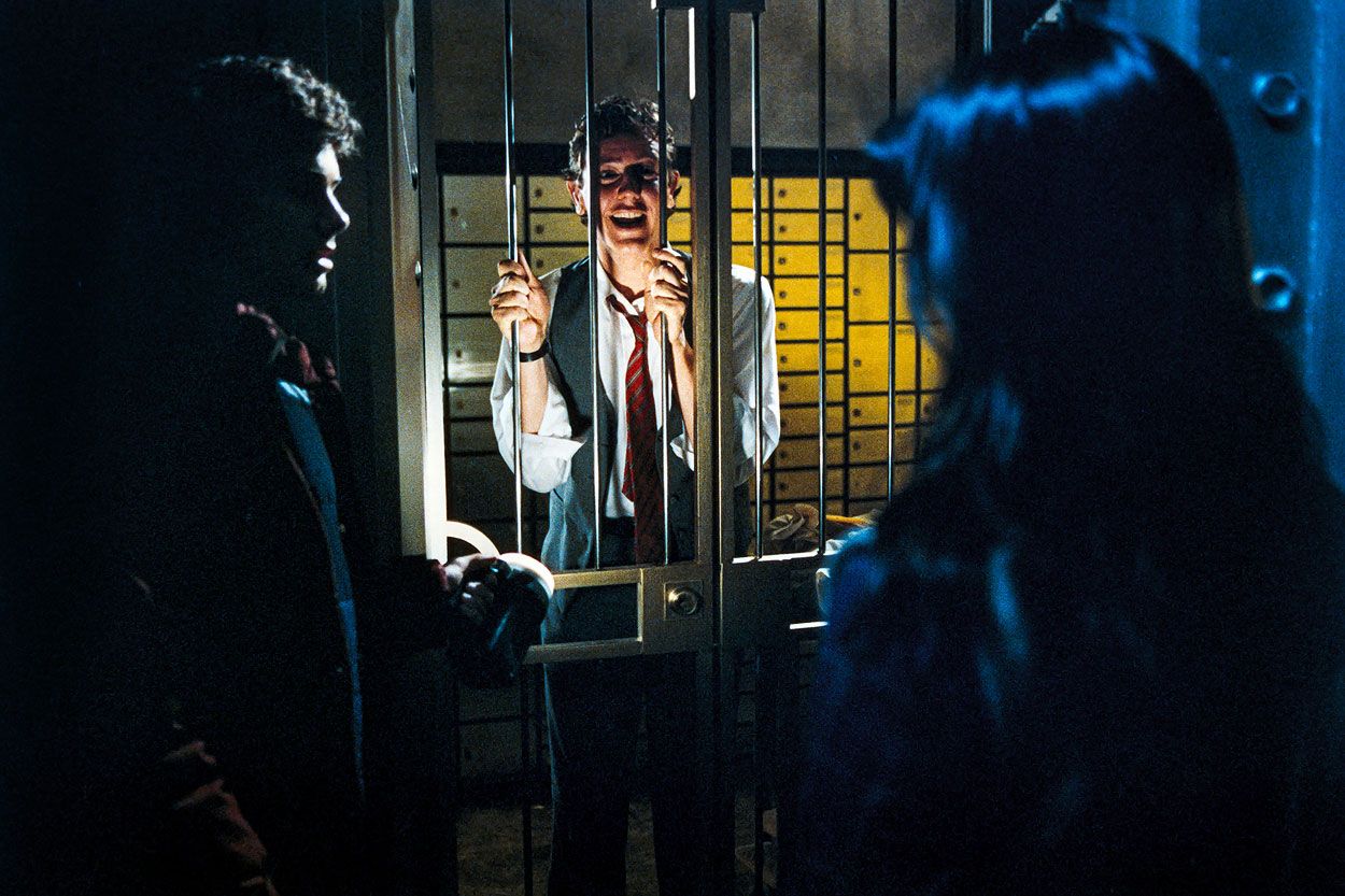 Gerald deleted scene in the bank vault, Gremlins