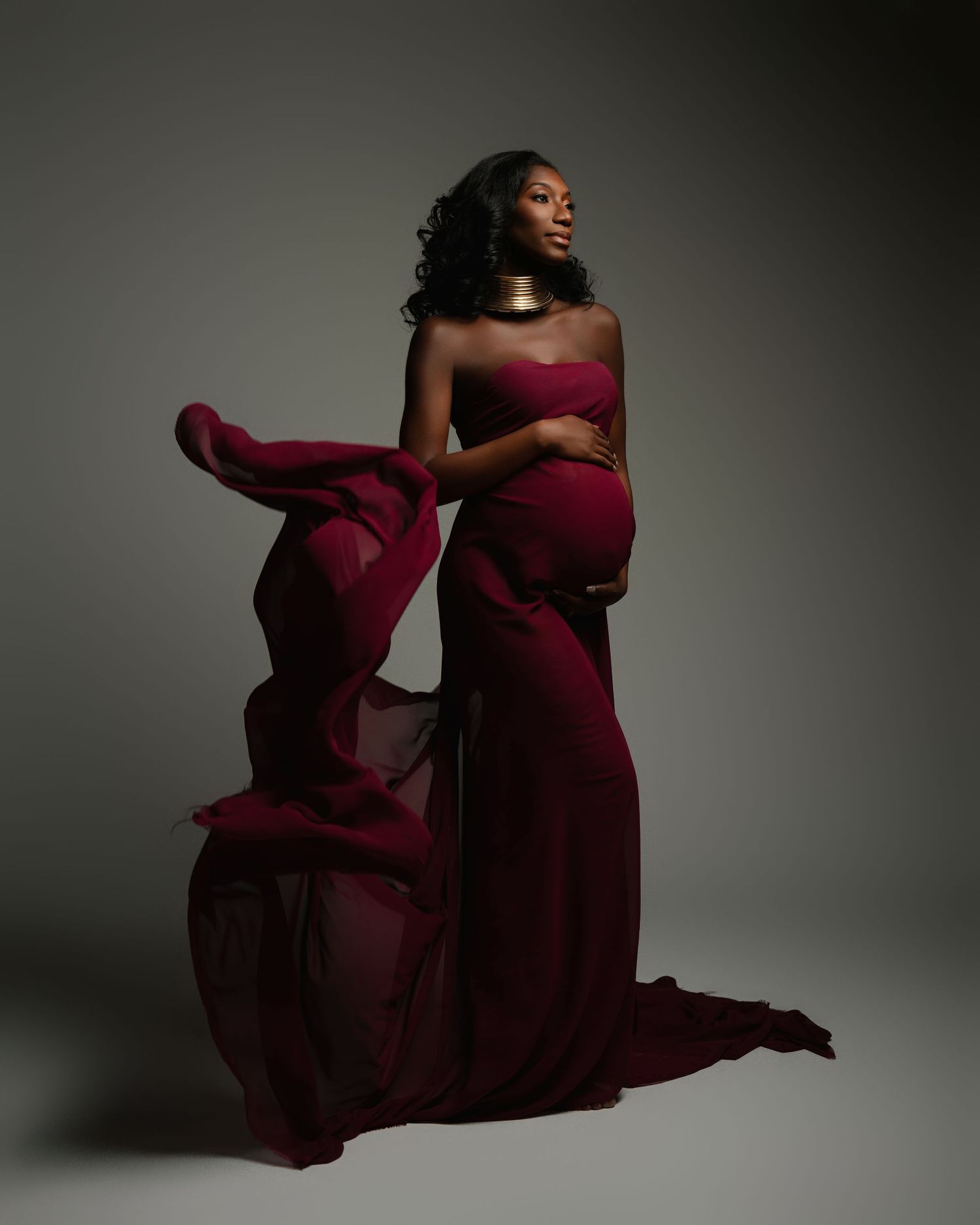 Maternity & Newborn photography studio located in between Atlanta, Georgia and Birmingham, Alabama with full service photo studio.