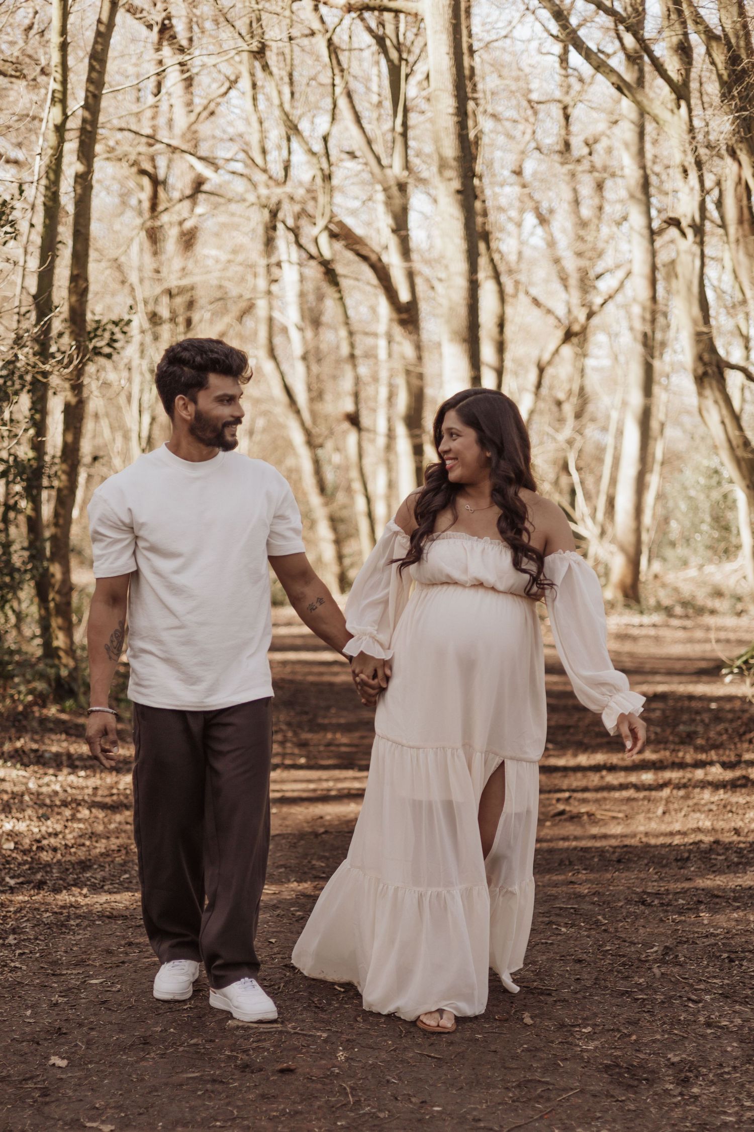 Maternity photoshoot by snapsbyleigha in Poringland, norwich