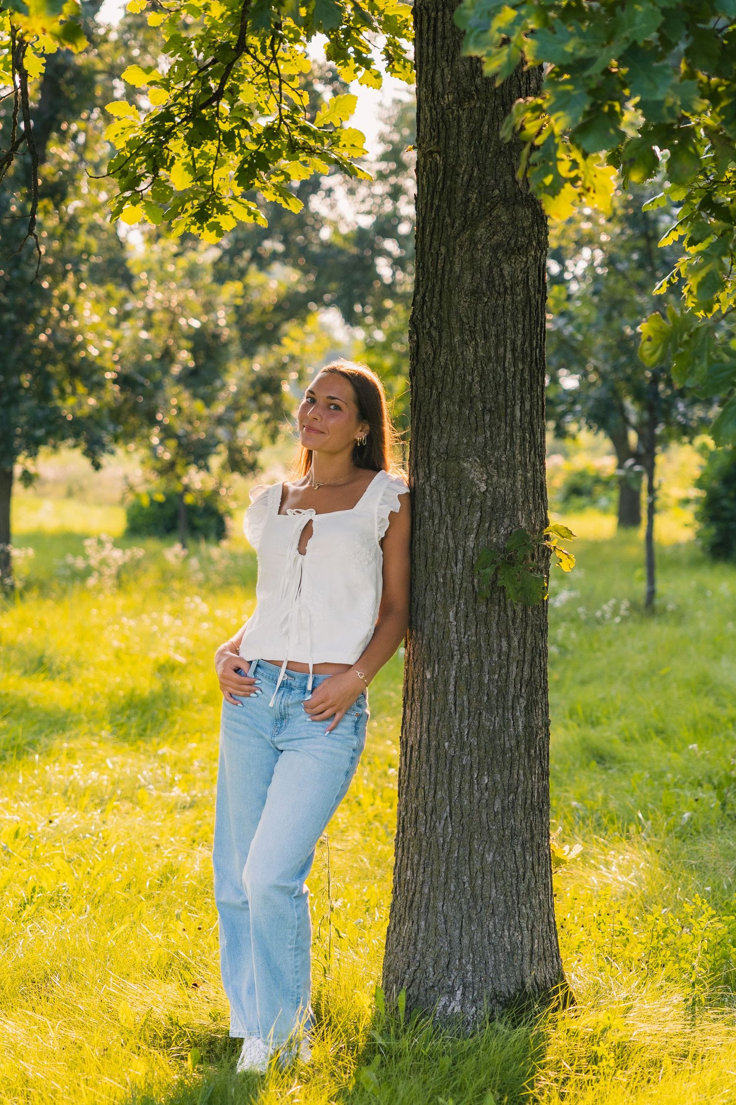 best locations for senior photos in madison wi governor nelson state park lake mendota waunakee wisconsin forest trees nature golden hour