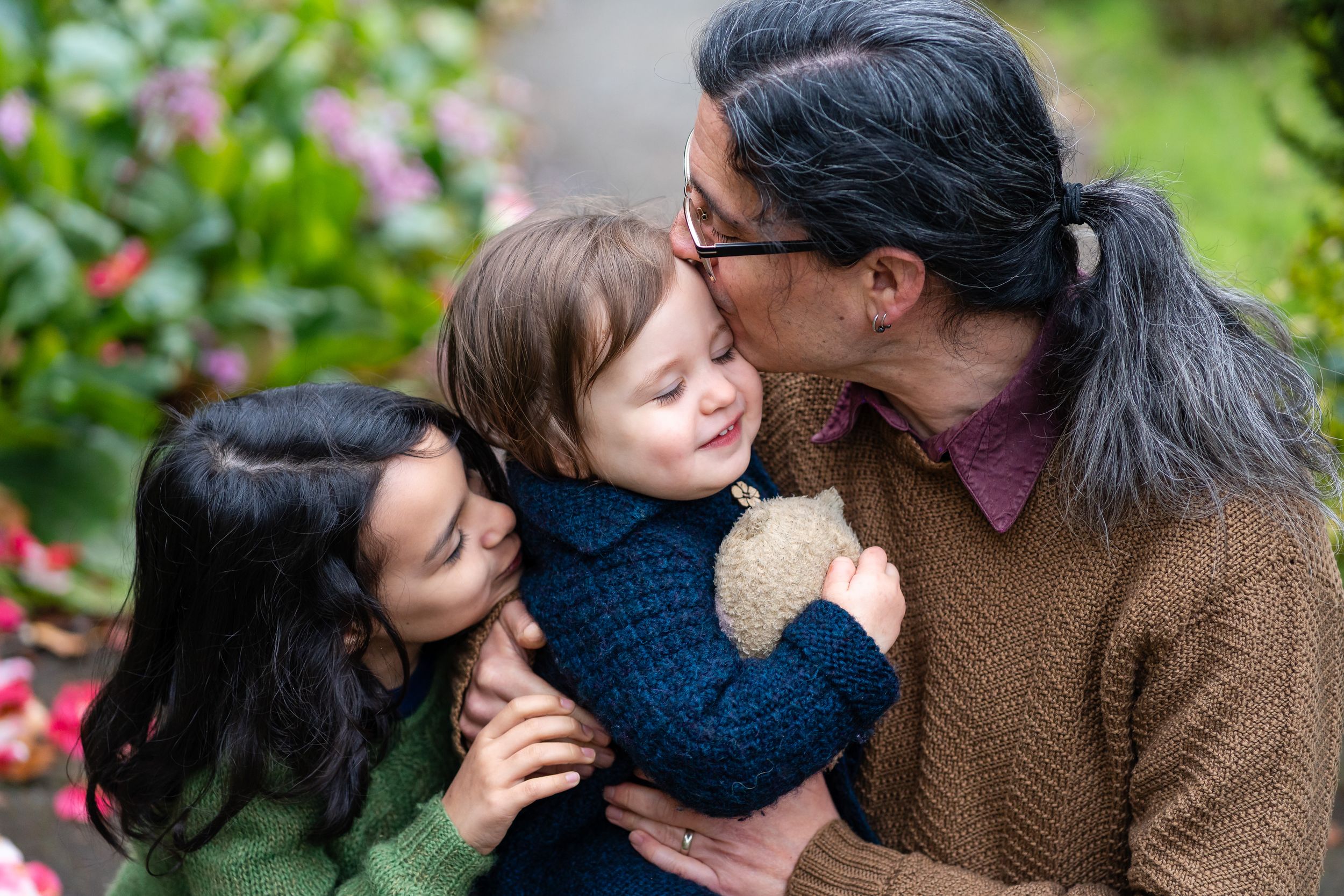 Family cuddling together in Seattle.