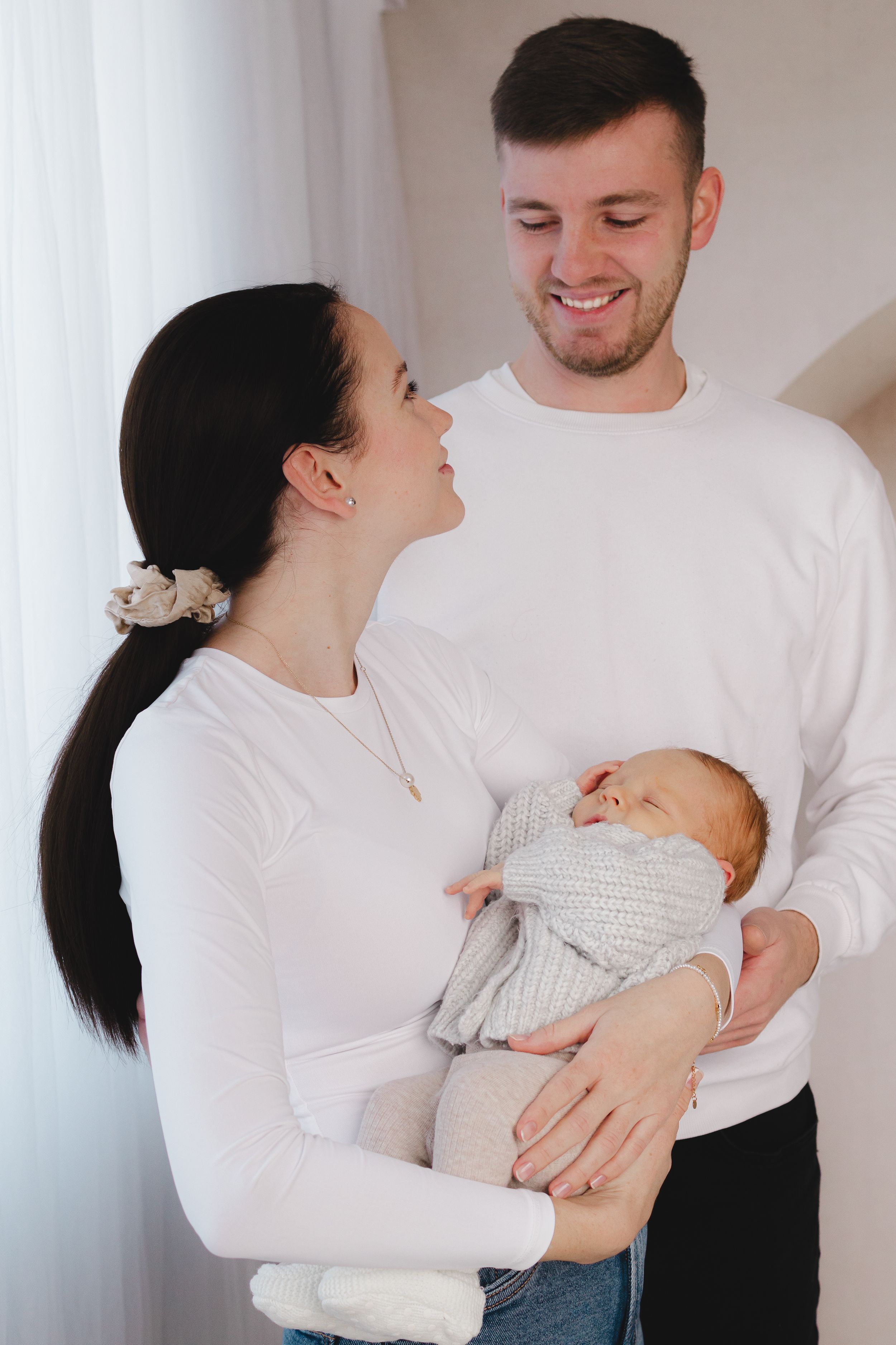 Lifestyle focení miminka s rodiči v Brně
