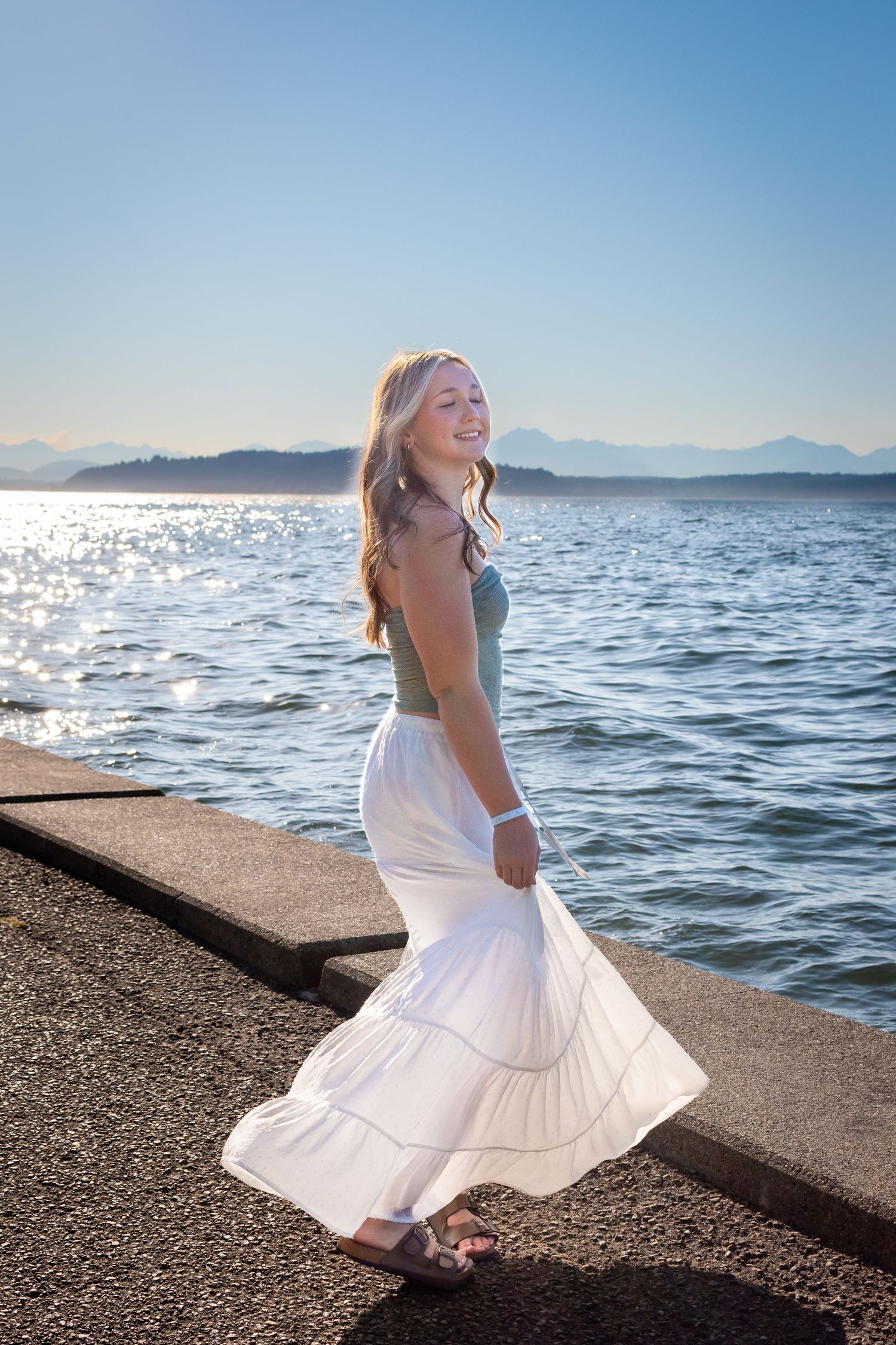 Seattle Senior Photo Prep  What to Wear, Bring & Expect - Rochelle Marie  Photography