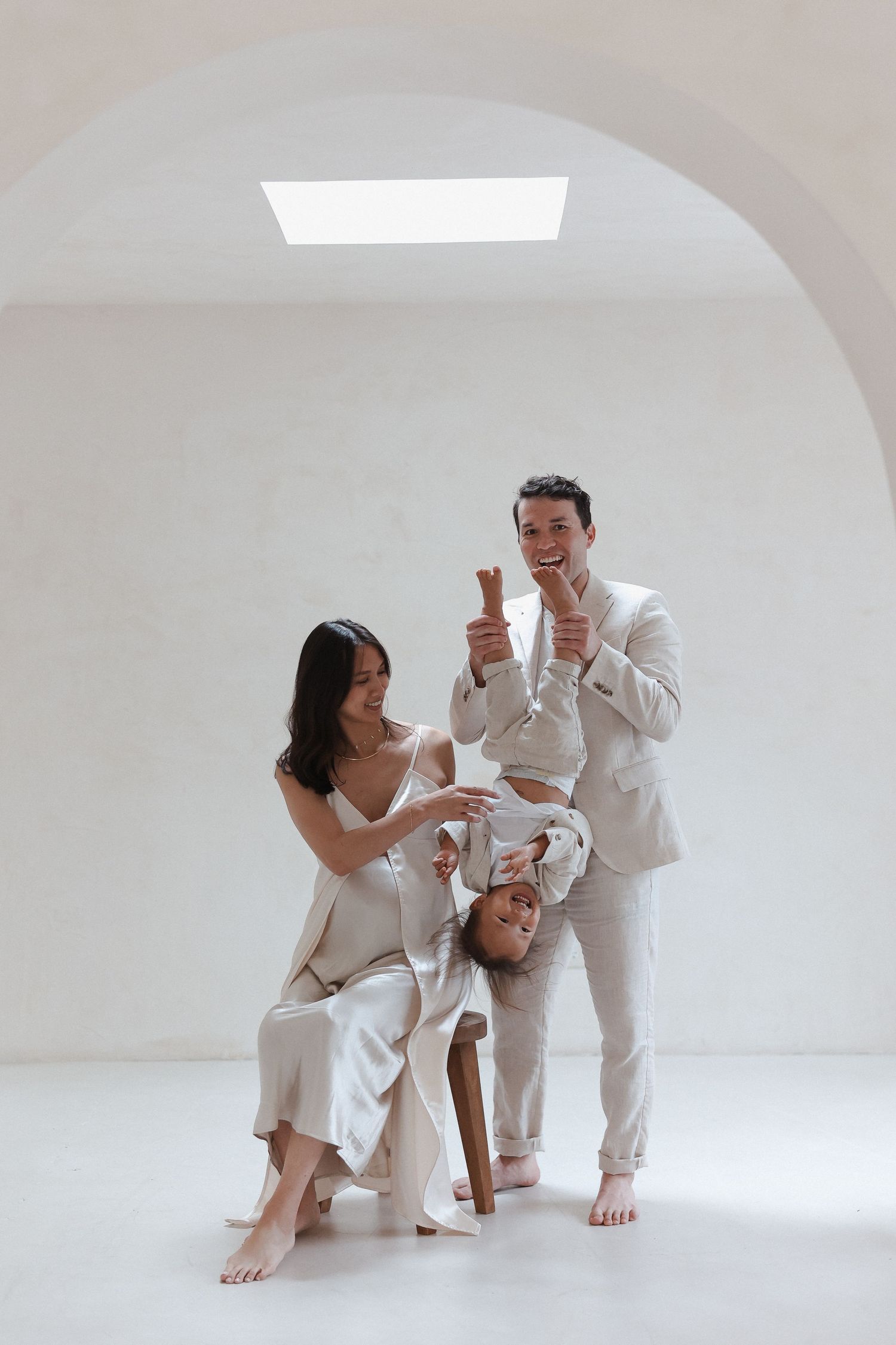 maternity family shoot in Orange County Studio