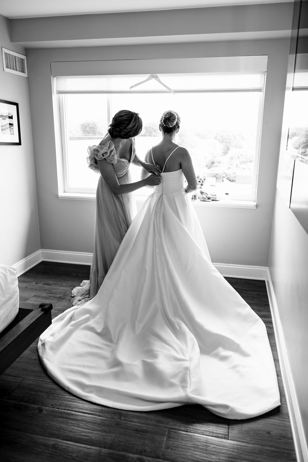 Getting ready at the Wyndham Newport resort. Newport, RI Wedding photography