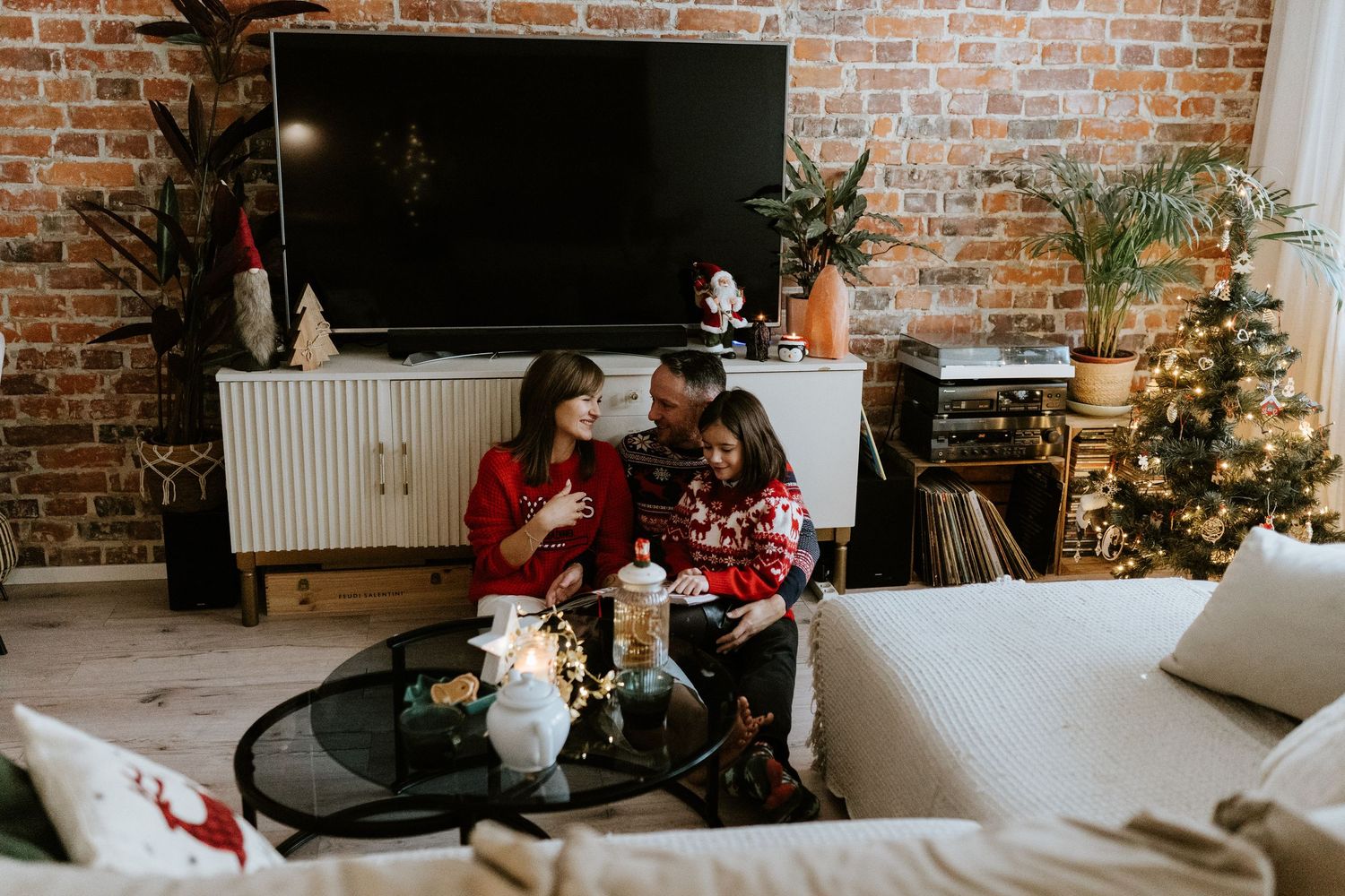 Domowa sesja rodzinna sesja noworodkowa Katowice sesja niemowlęca fotograf rodzinny Katowice fotograf Śląsk rodzinne zdjęcia Katowice