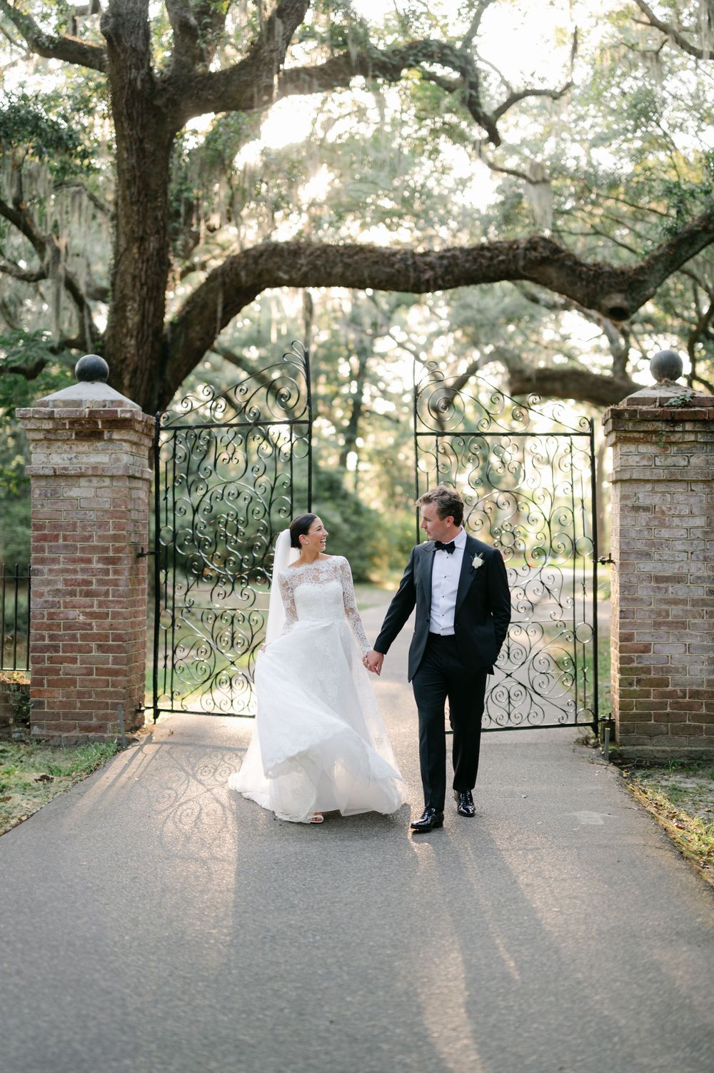 Legare Waring House wedding photos from a top Charleston wedding photographer. See more timeless and candid wedding photos Legare Waring