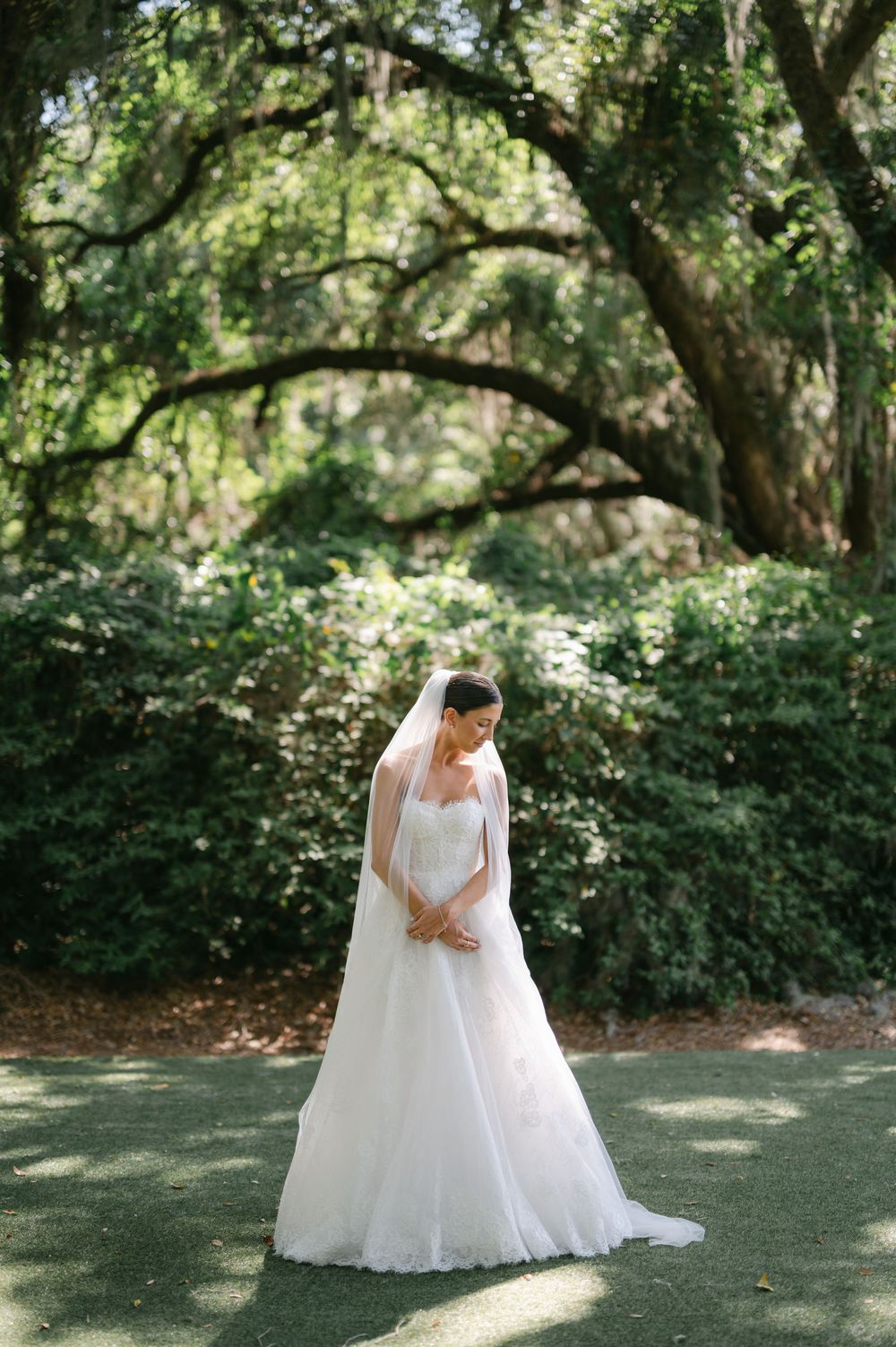 Legare Waring House wedding photos from a top Charleston wedding photographer. See more timeless and candid wedding photos Legare Waring