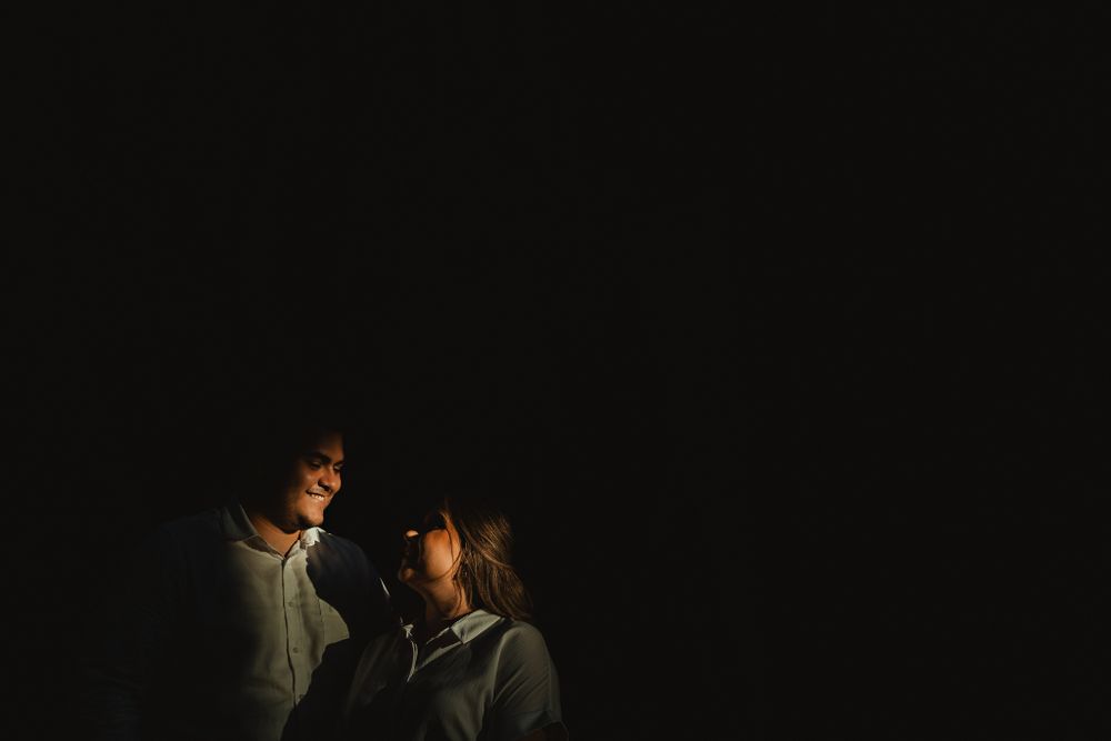 Artistic shot with negative space and shadows, adding creativity to their Mazatlán pre-wedding shoot