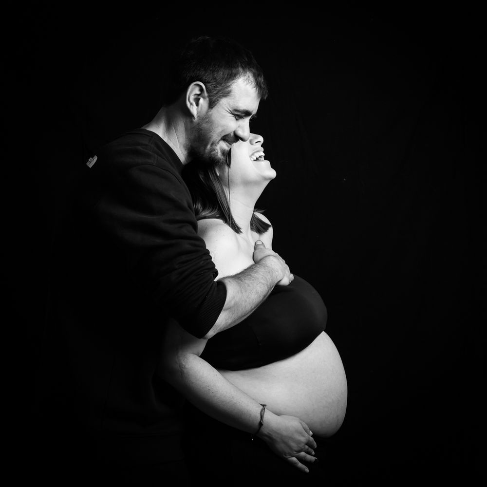 séance photo grossesse couple studio photographe bébé famille Corse Venzolasca Bastia Borgo Folelli Biguglia Furiani Vescovato Moriani