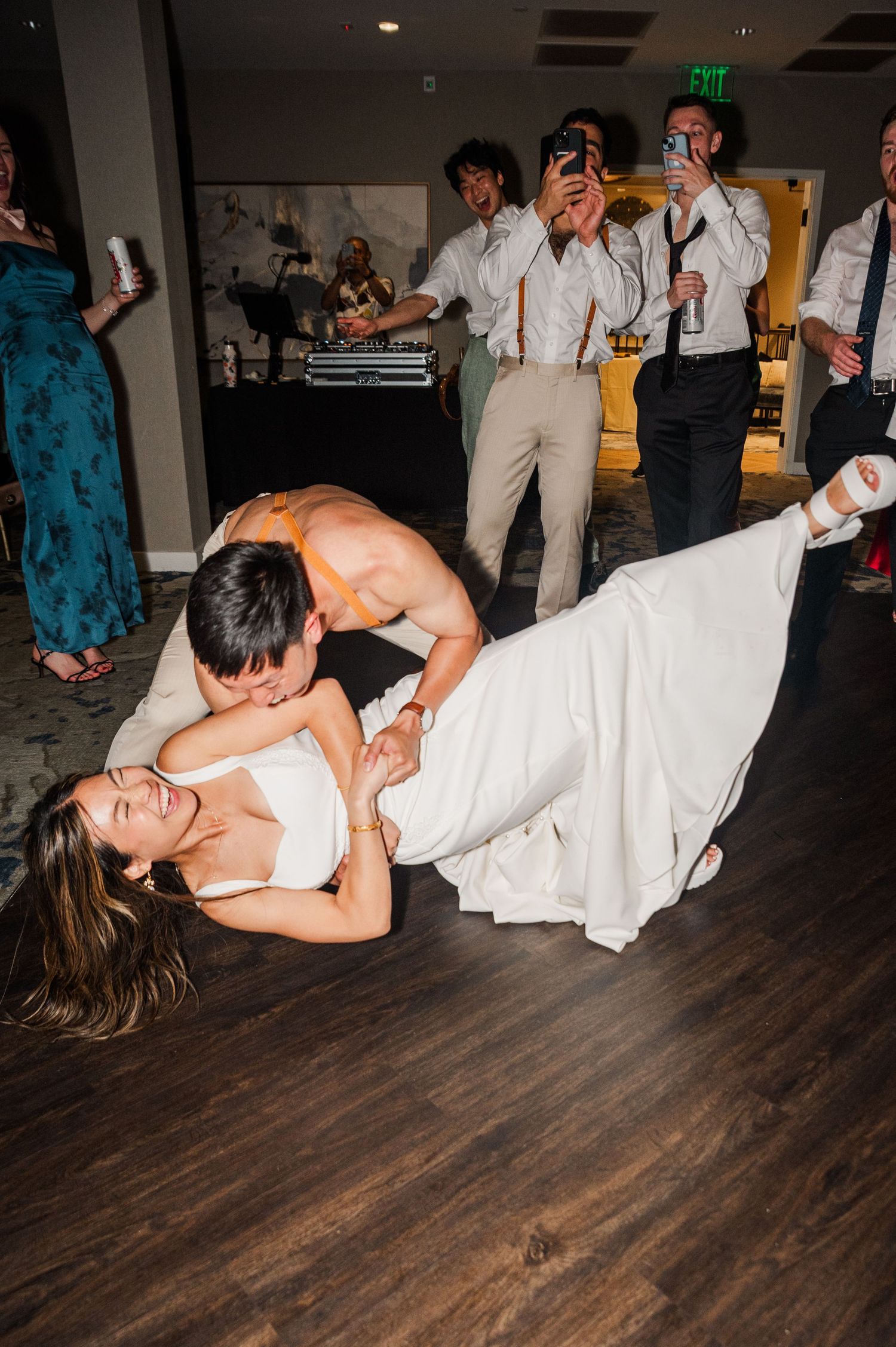 Dominion valley country club wedding pictures