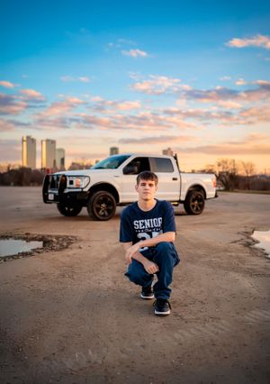 Senior
Car Photography
Downtown Fort Worth