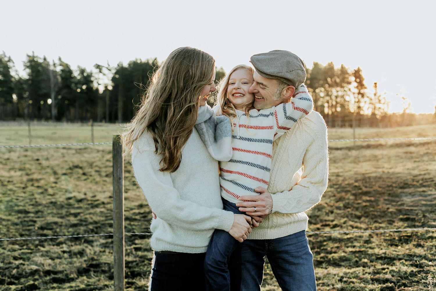 Familjefotografering i Säffle. Fotograf Rebecca Nordin.