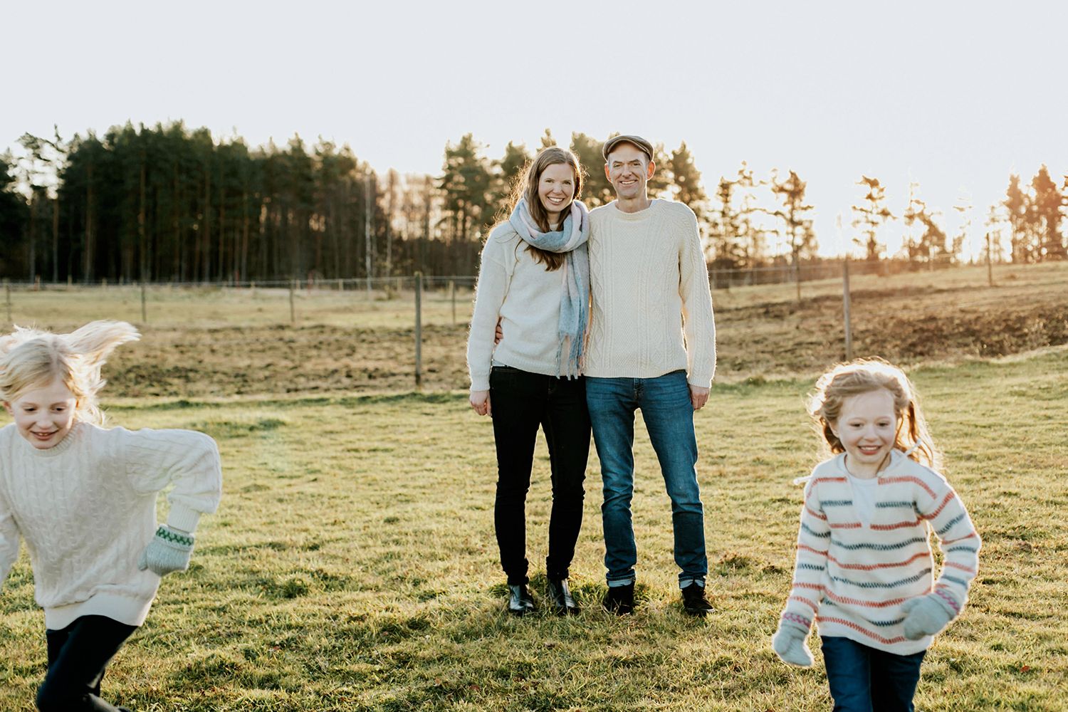 Familjefotografering i Säffle. Fotograf Rebecca Nordin.