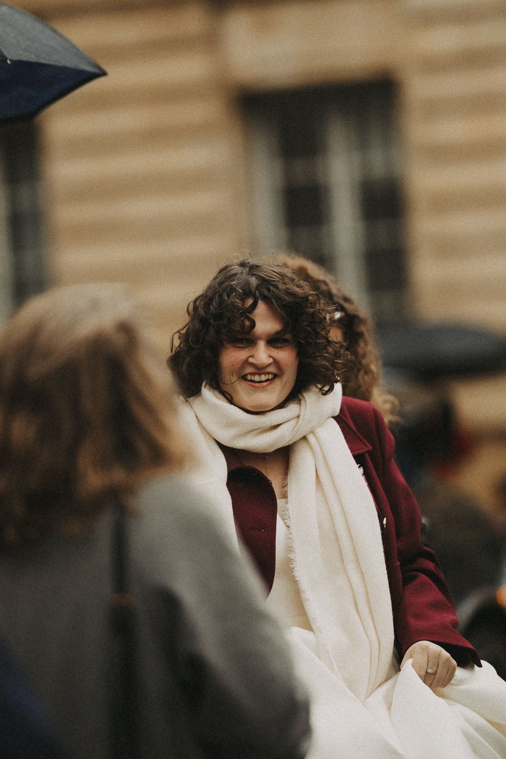 Photographe de mariage capturant des instants sincères et intemporels avec une approche artistique, élégante et naturelle.