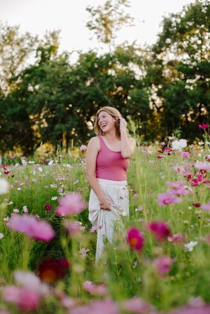 Bramble's Edge flower field Rose Hill, KS senior pictures session