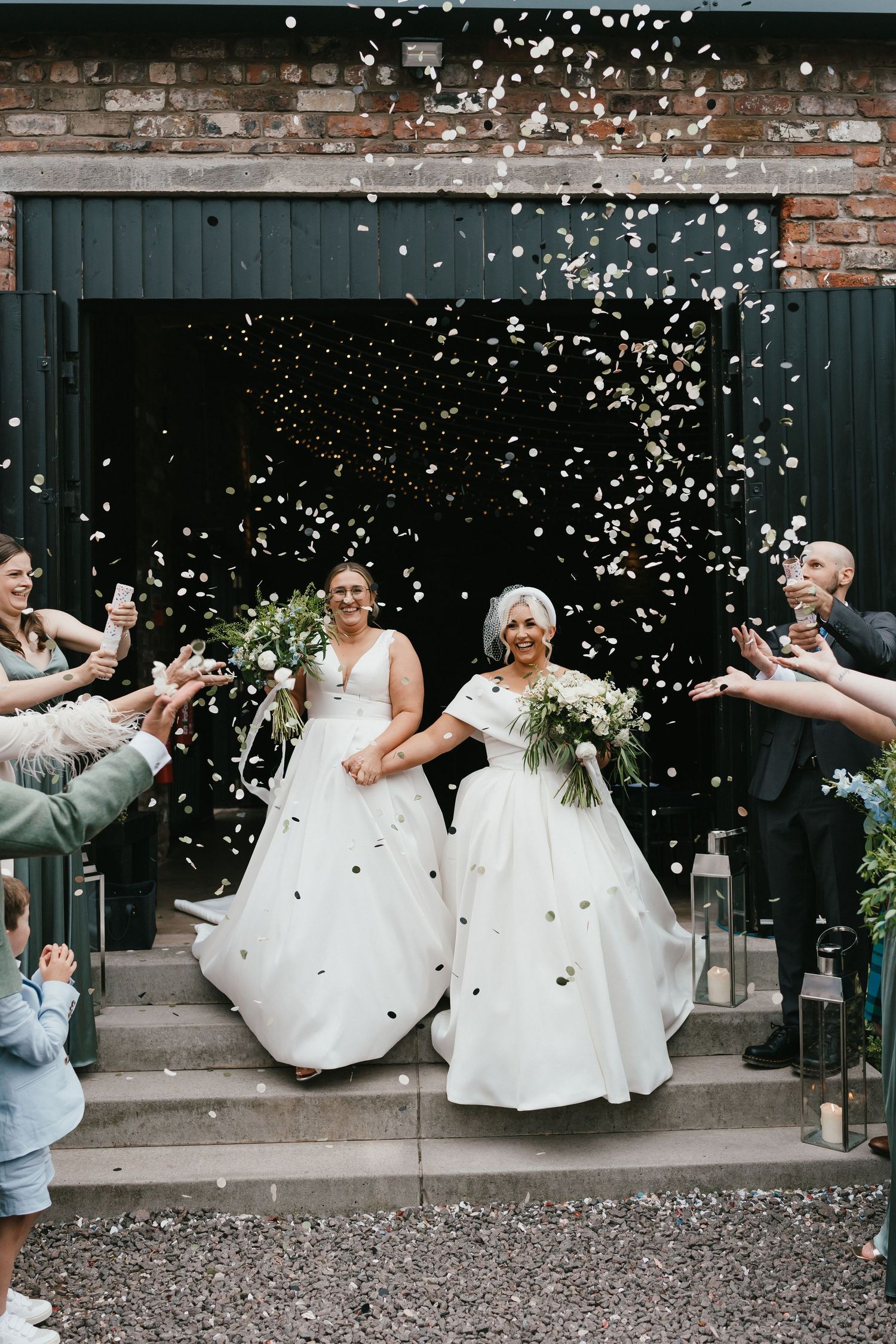 Confetti wedding photography