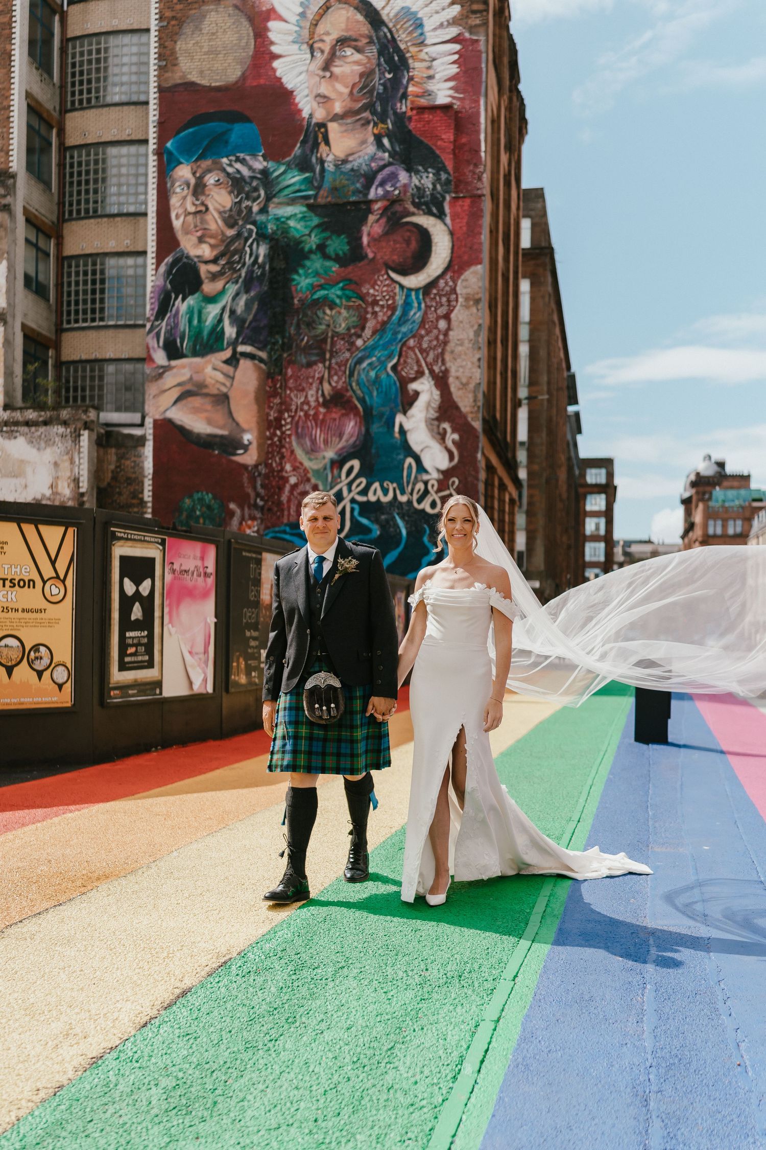 Romantic and cool wedding photography glasgow city centre
