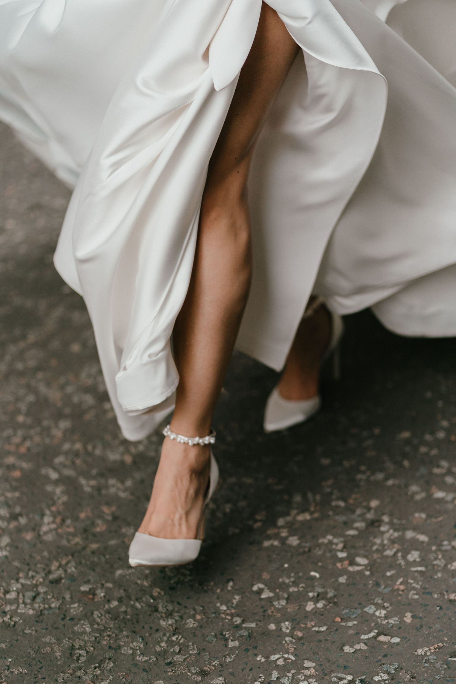 Romantic wedding photography glasgow city centre
