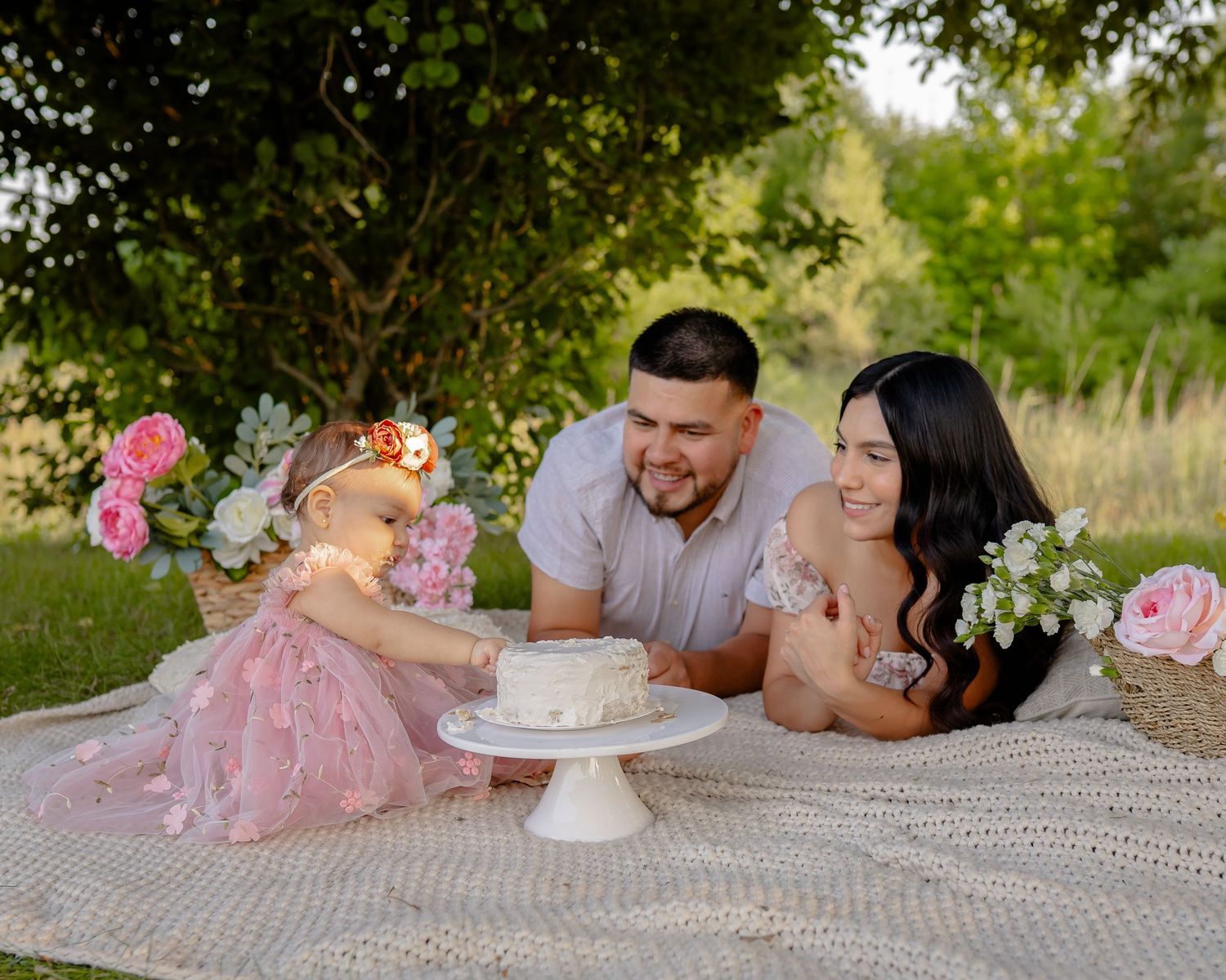 Northern Indiana photographer., goshen Indiana photography. south bend photographer. family photography. couples.