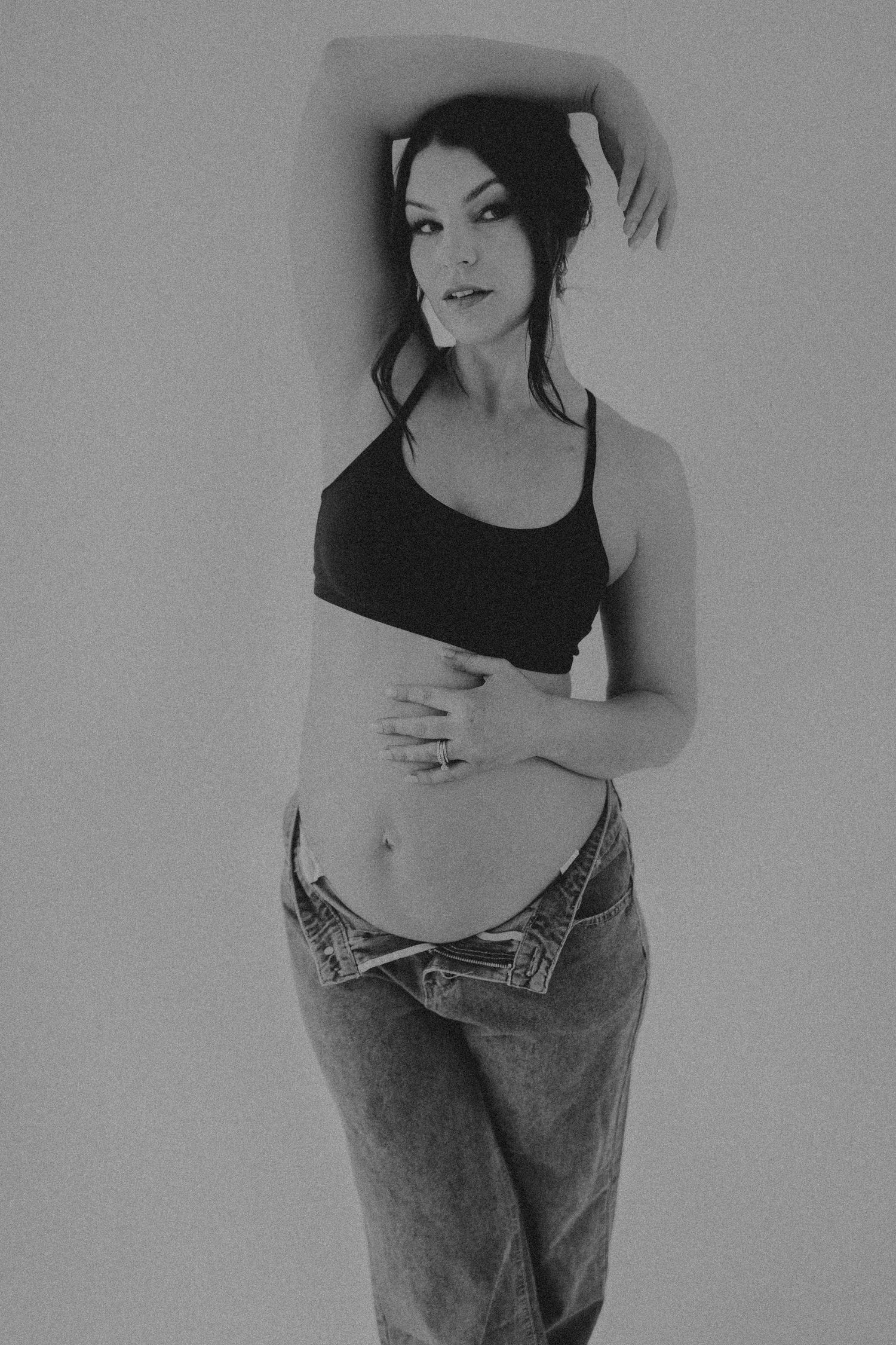 exposed belly bump- maternity photography