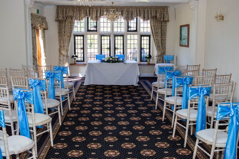 Wedding photography at the Stanton House Hotel in Wiltshire
