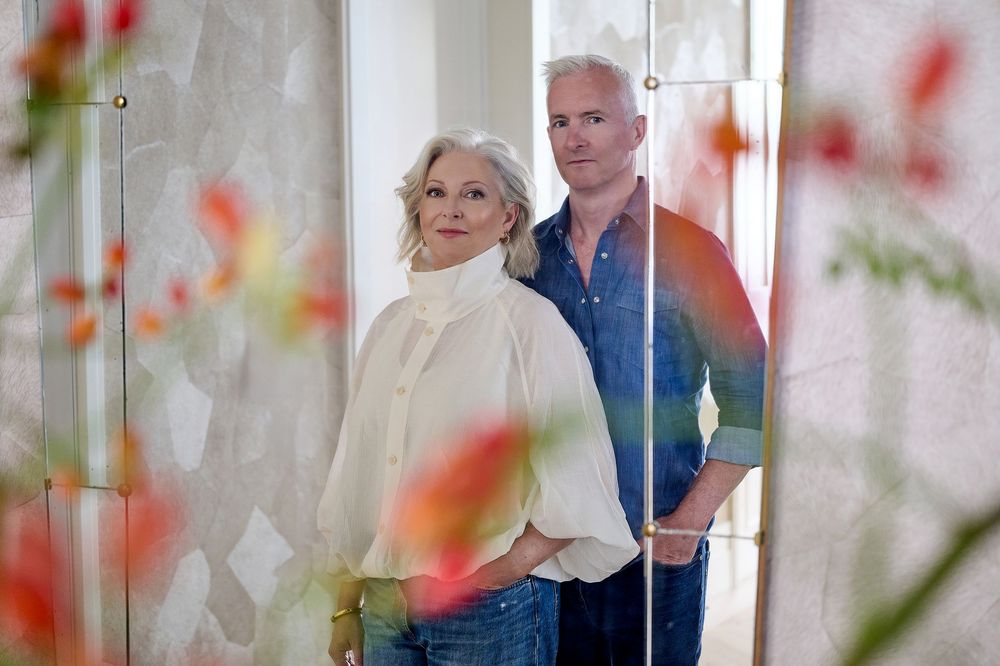 Natural, authentic corporate portraits of Phil Waterson & Claudia Riga De Spinoza from Mhòr Studios at The Whitely, Queensway London.