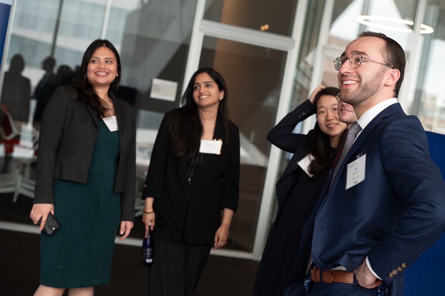university students at Columbia University business school | HIGHER EDUCATION PHOTOGRAPHER, UNIVERSITY PHOTOGRAPHER