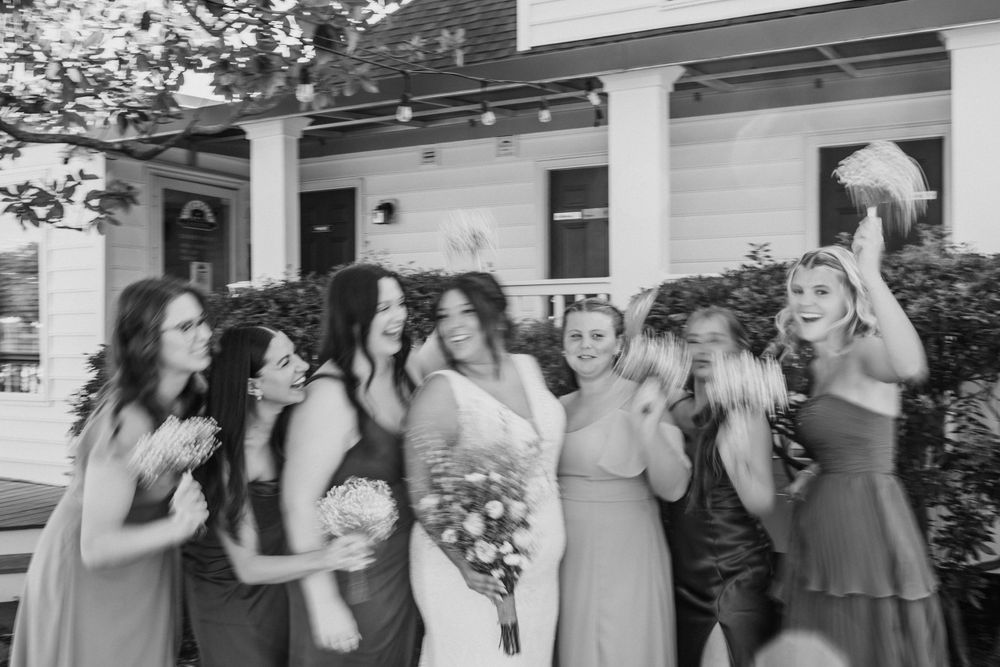 bride and bridesmaids at newport news, virginia wedding