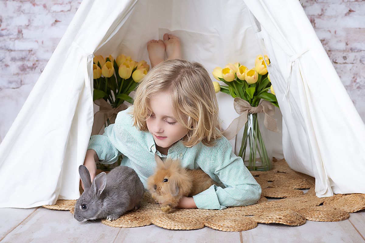 Meredith Rowlen is an award winning Childrens Photographer in Birmingham AL with over 20 years of photography experience.