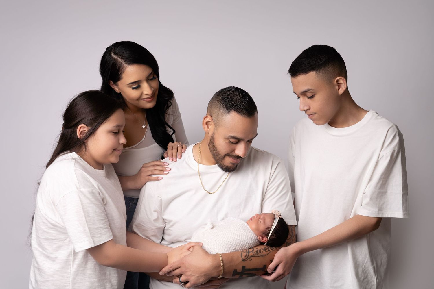 Los Angeles newborn photography, Woodland Hills newborn photographer, newborn portraits near me, newborn photos LA