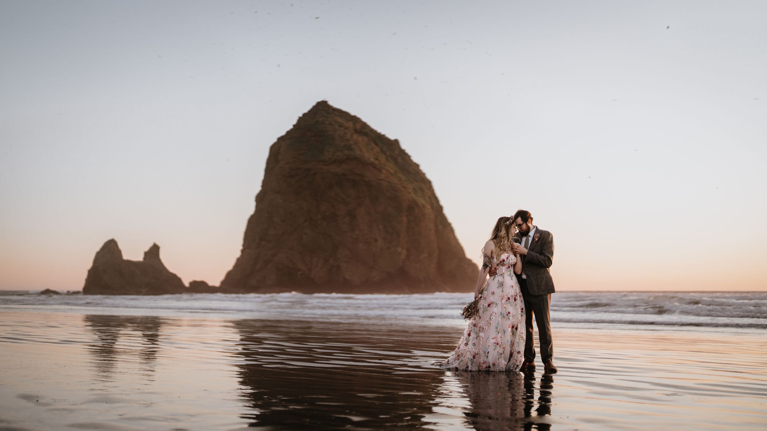 Adventure elopement in the mountains
