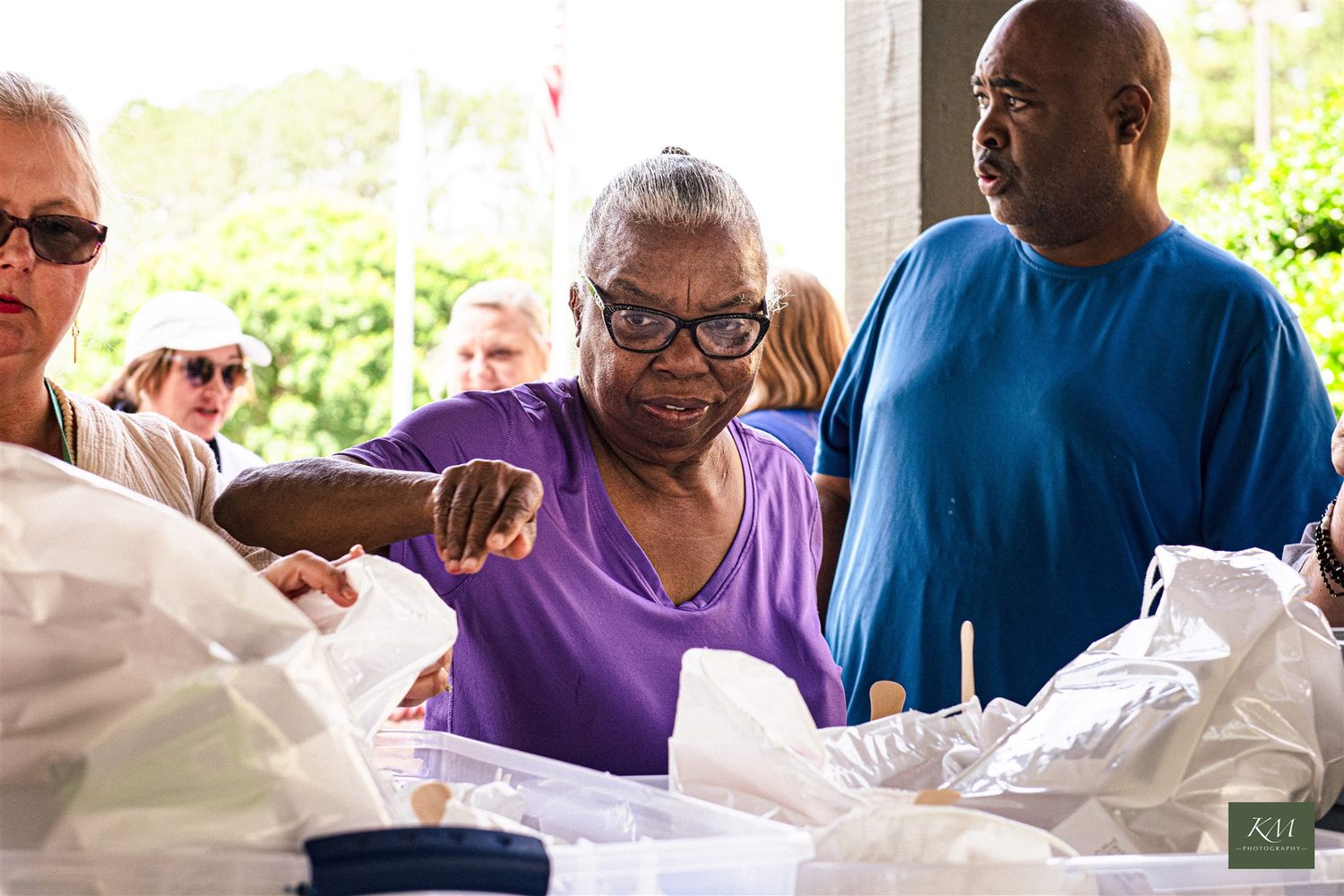 Event photography of volunteer in Birmingham, AL